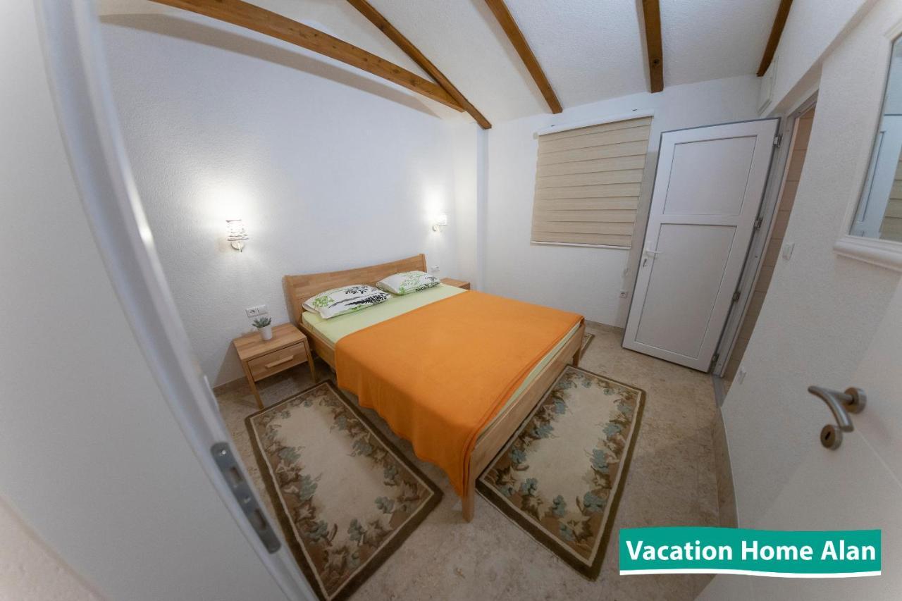 Vacation Home Alan 2 クレン・ヴァクフ エクステリア 写真