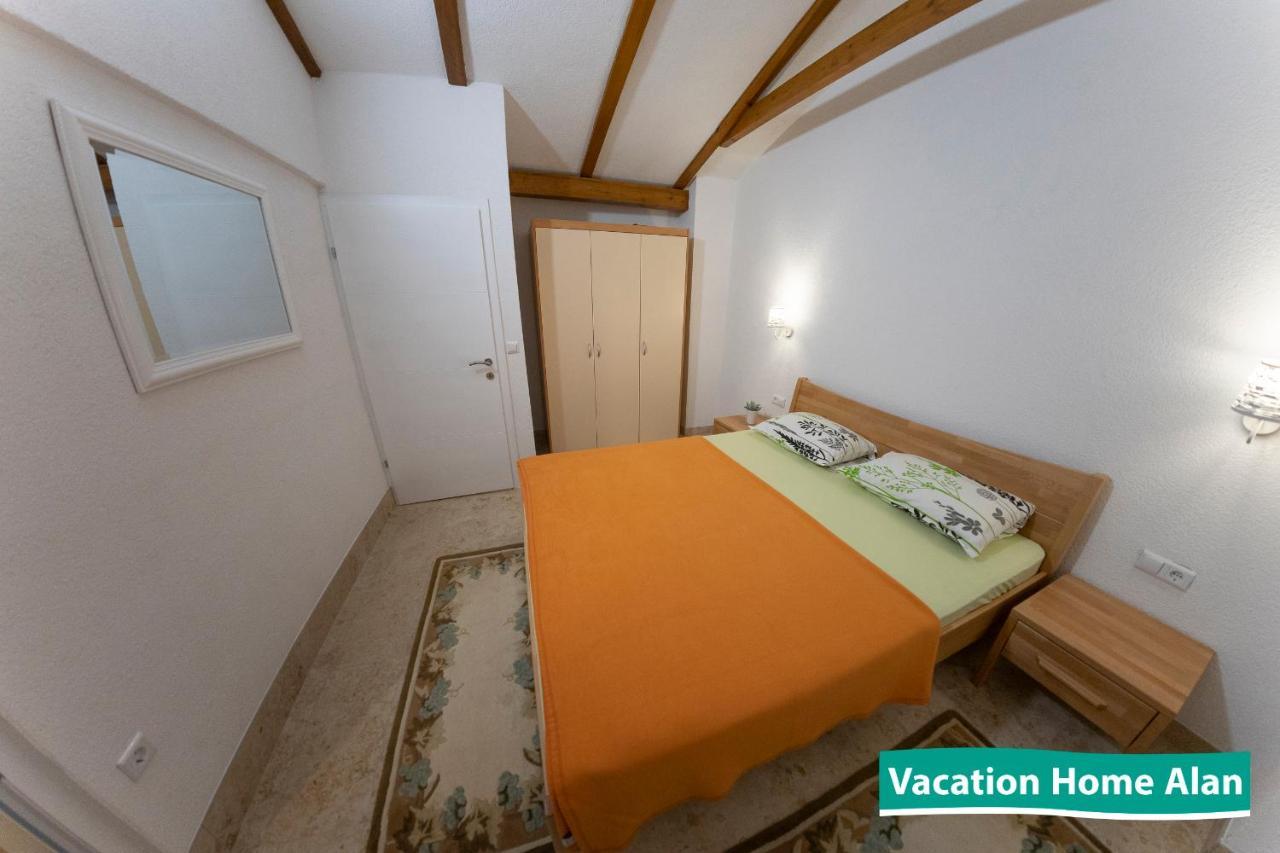 Vacation Home Alan 2 クレン・ヴァクフ エクステリア 写真