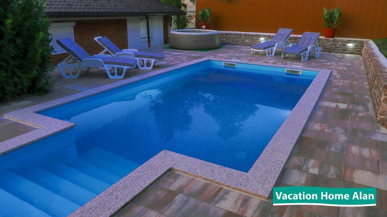 Vacation Home Alan 2 クレン・ヴァクフ エクステリア 写真