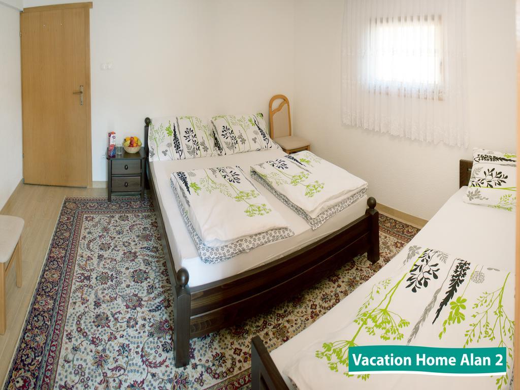 Vacation Home Alan 2 クレン・ヴァクフ エクステリア 写真