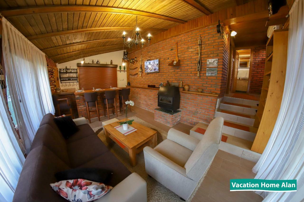 Vacation Home Alan 2 クレン・ヴァクフ エクステリア 写真